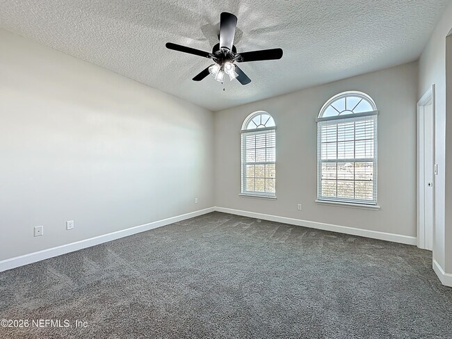 Building Photo - 4320 Ellipse Dr