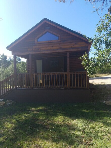 Building Photo - 299 Willow Springs Dr