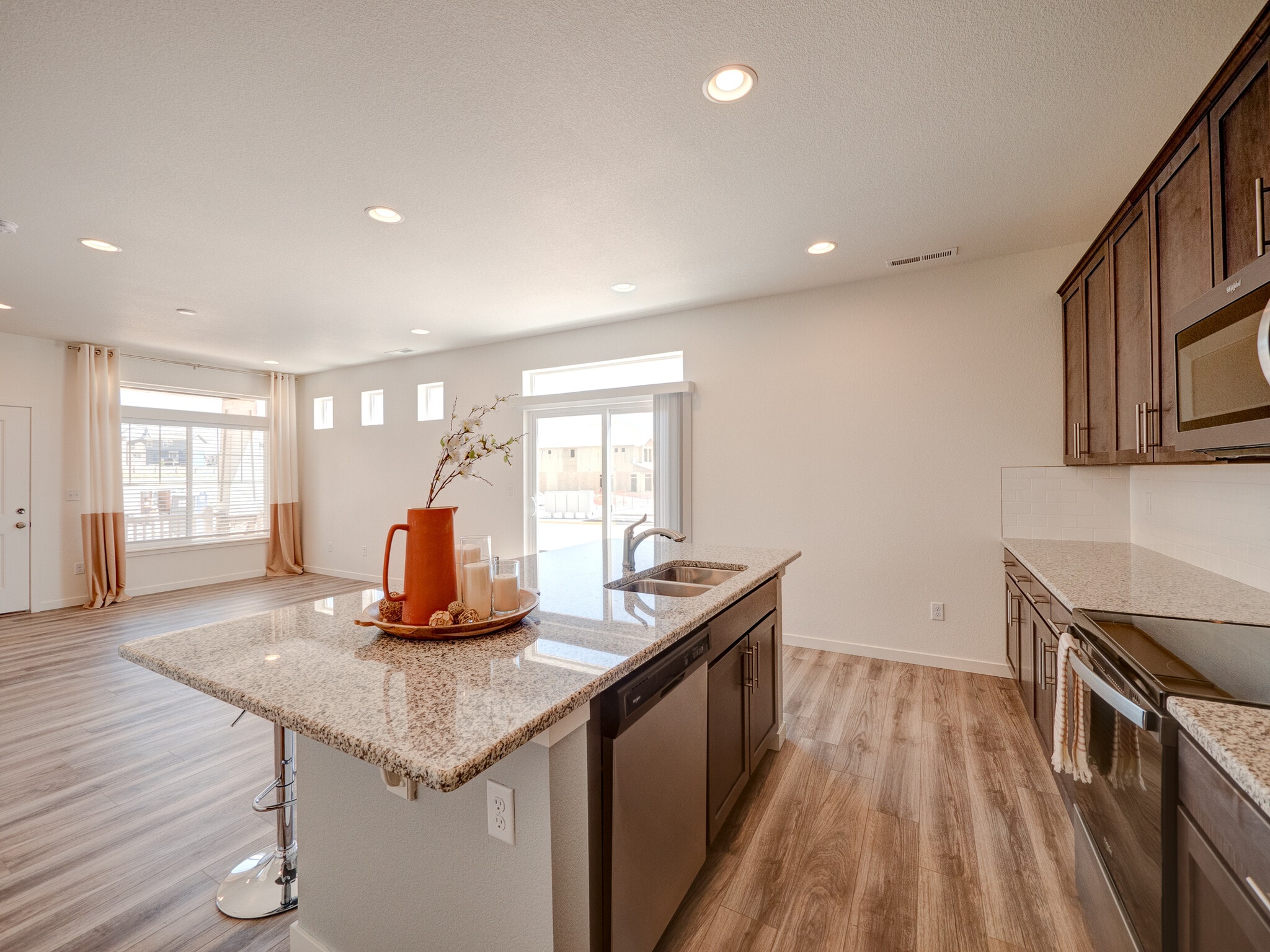 Open floor plan flows from entry to kitchen. - 9278 Turlough Hts