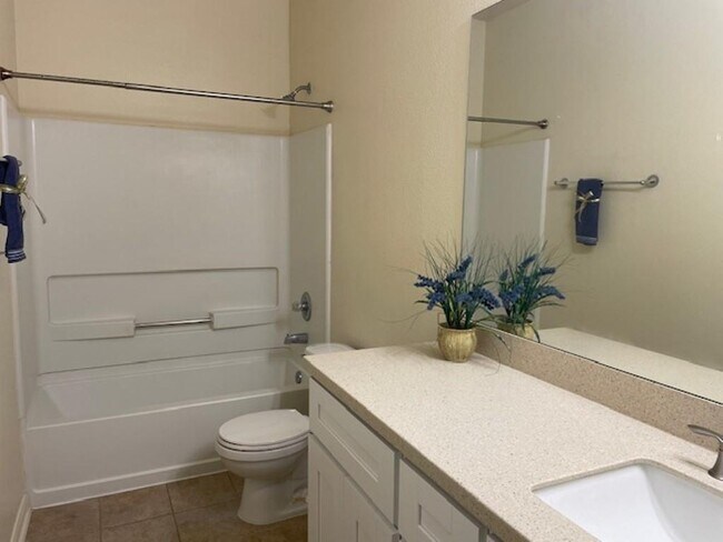 Building Photo - 5230 Meadow Canyon Dr