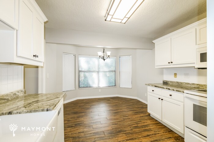 Building Photo - 34498 Cedarfield Dr