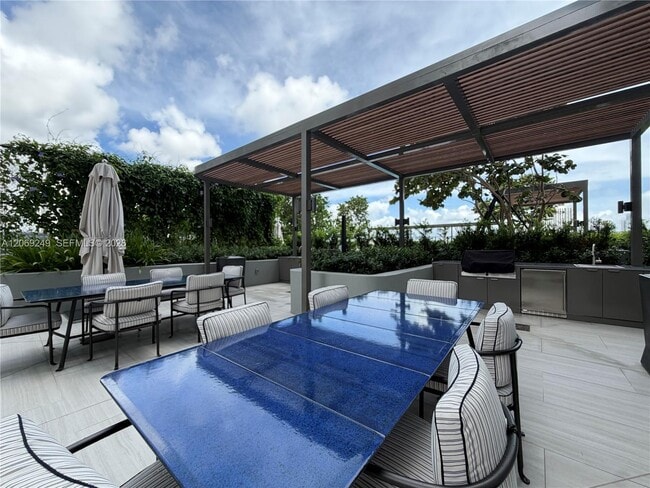 Building Photo - 1400 Biscayne Blvd