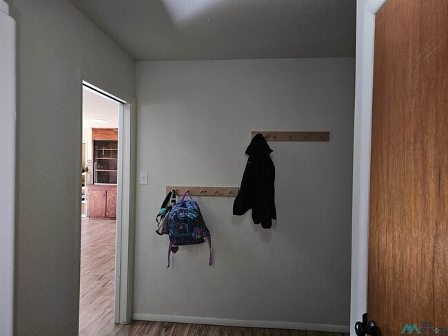 Building Photo - 217 W University Dr