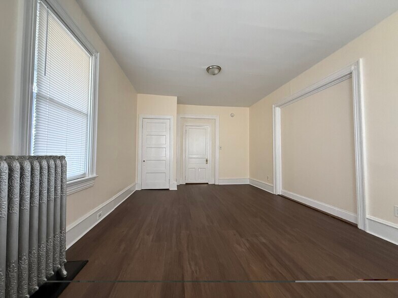 Bedroom 1 - 475 Cooper St