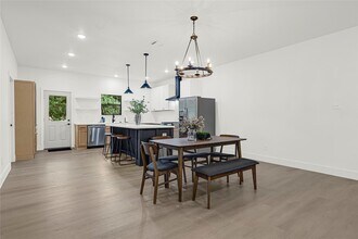 Building Photo - 1008 Danube St