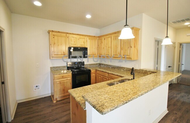 Building Photo - 112 Bridle Ct