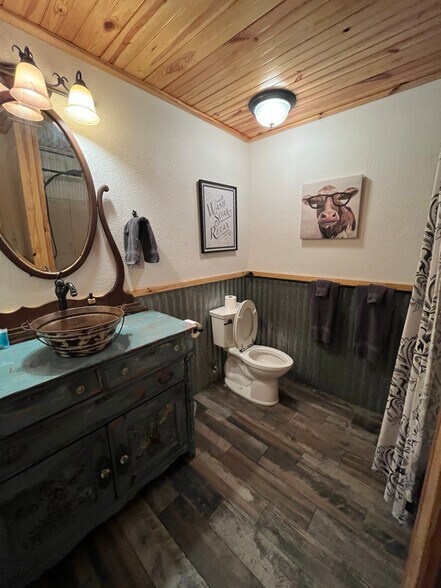 Building Photo - 12102 Carriage Ct SE