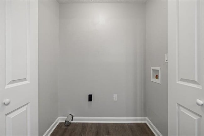 Building Photo - 425 Orchard Dr