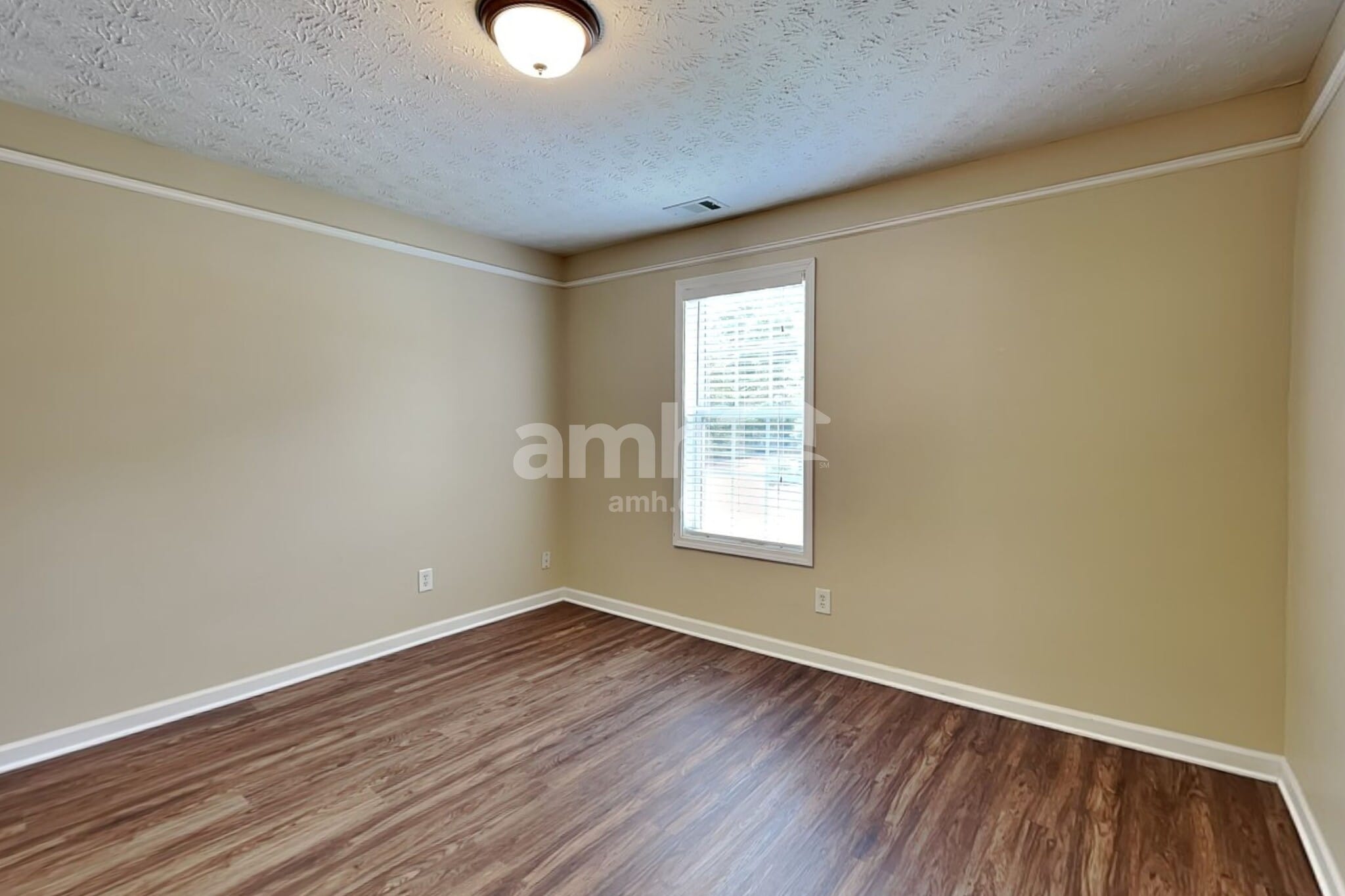 Building Photo - 3341 Kittery Dr SW