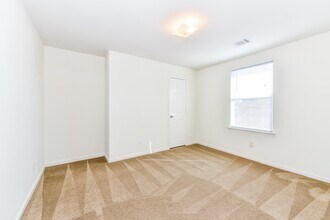 Building Photo - 28854 Llano River Loop