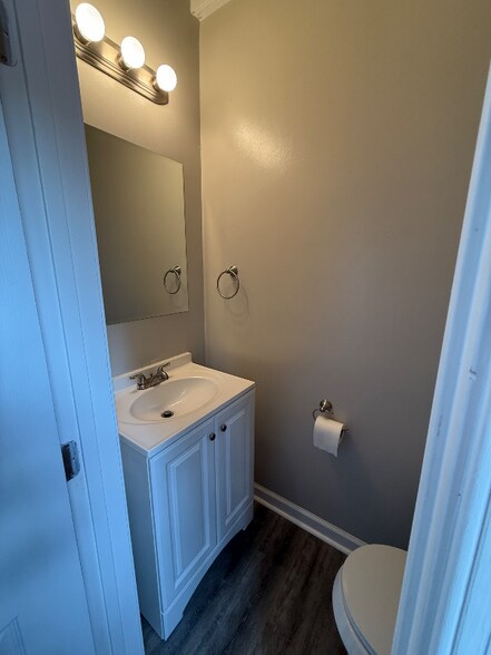 Building Photo - 3596 Kentucky Ave