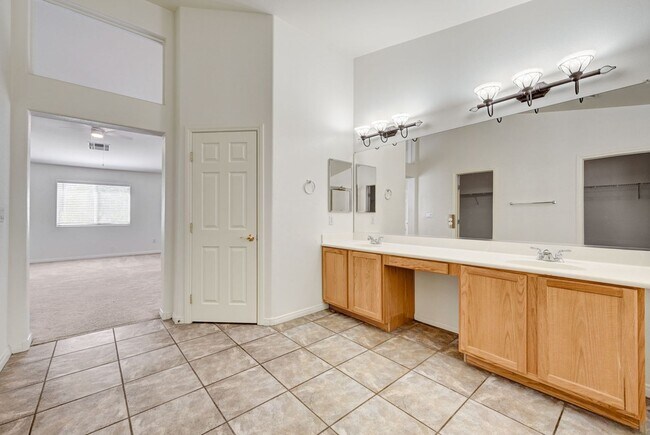 Building Photo - Southern Highlands Single Family Home