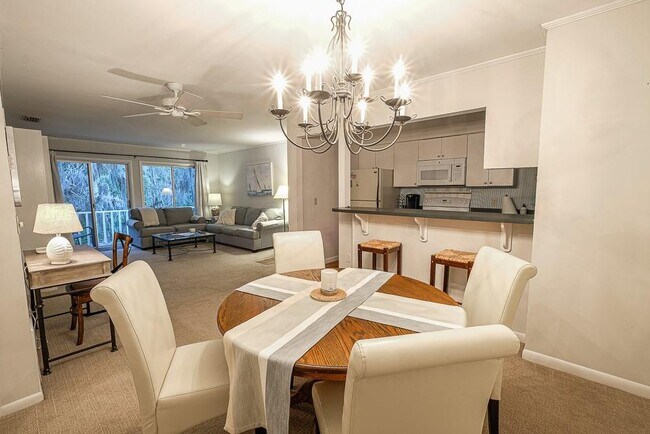 Building Photo - 800 Mallery St