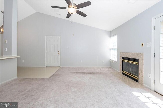 Building Photo - 6330 Bayberry Ct