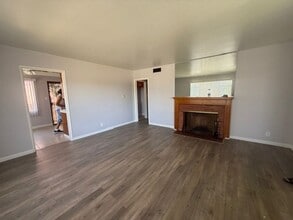 Building Photo - 544 W 120th St