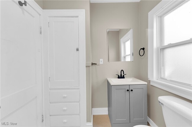 Building Photo - 4318 W 50th St