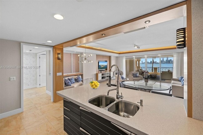 Building Photo - 5245 Fisher Island Dr