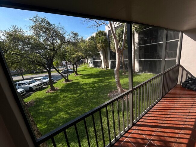 Building Photo - 8650 SW 133rd Avenue Rd
