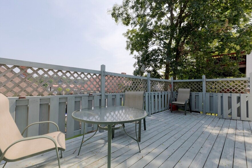Primary Photo - 89 Brayton Rd