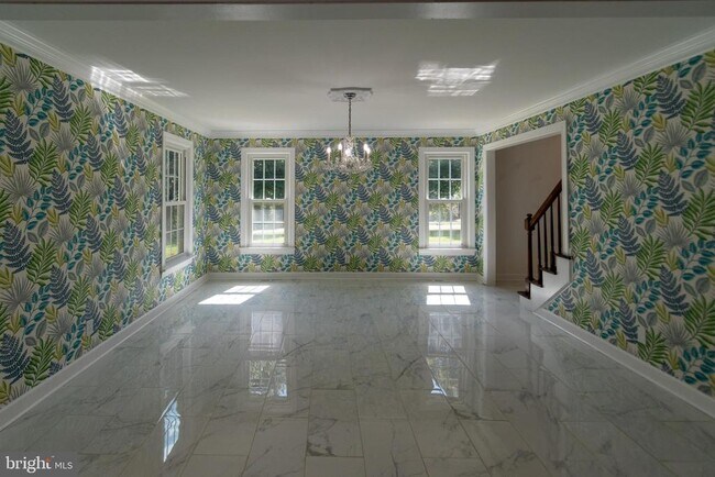 Building Photo - 428 Ingleside Dr