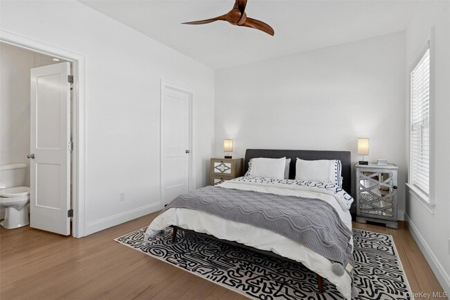 Building Photo - 1510 Maple Ln