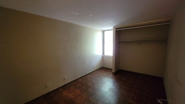 Building Photo - Makaha Valley Plantation 2 Bedroom Town Home