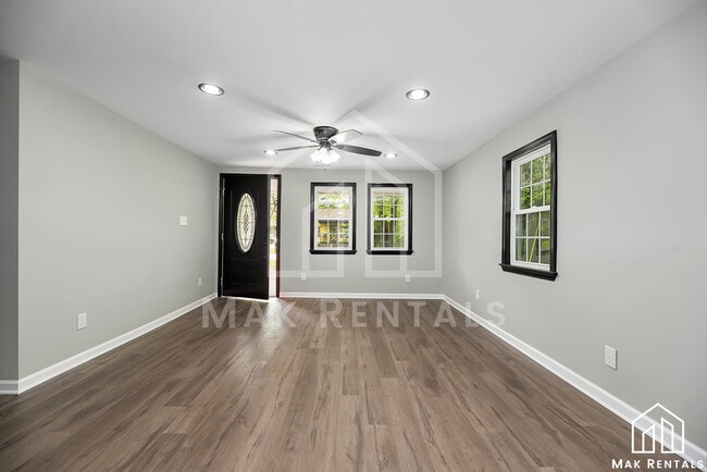 Building Photo - Cloaninger