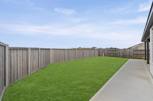Building Photo - 16503 Mesquite Fld Dr