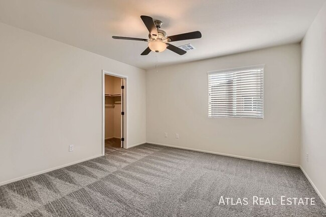 Building Photo - 4452 Sapphire Moon Ave