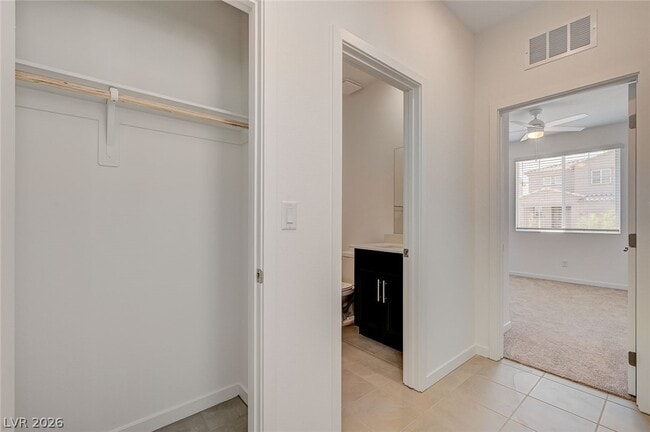 Building Photo - 324 Lupton Ave