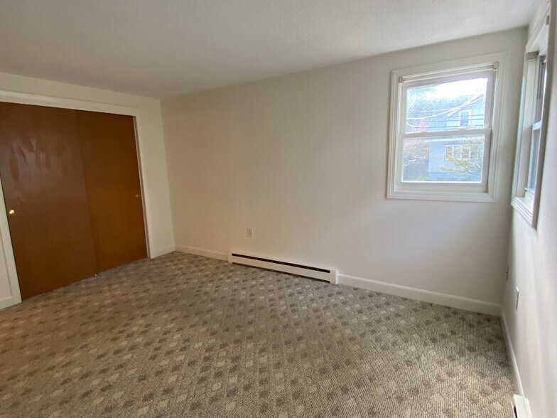 Master Bed - 197 W Wyoming Ave