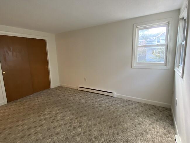 Master Bed - 197 W Wyoming Ave