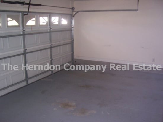 Building Photo - Home in Lakeland, GA