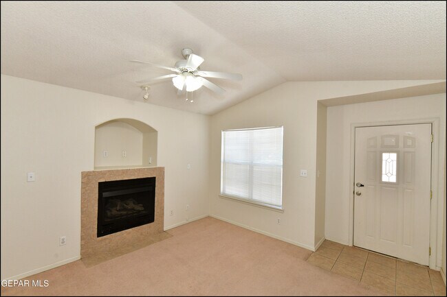 Building Photo - 3112 Tierra Ayala Dr