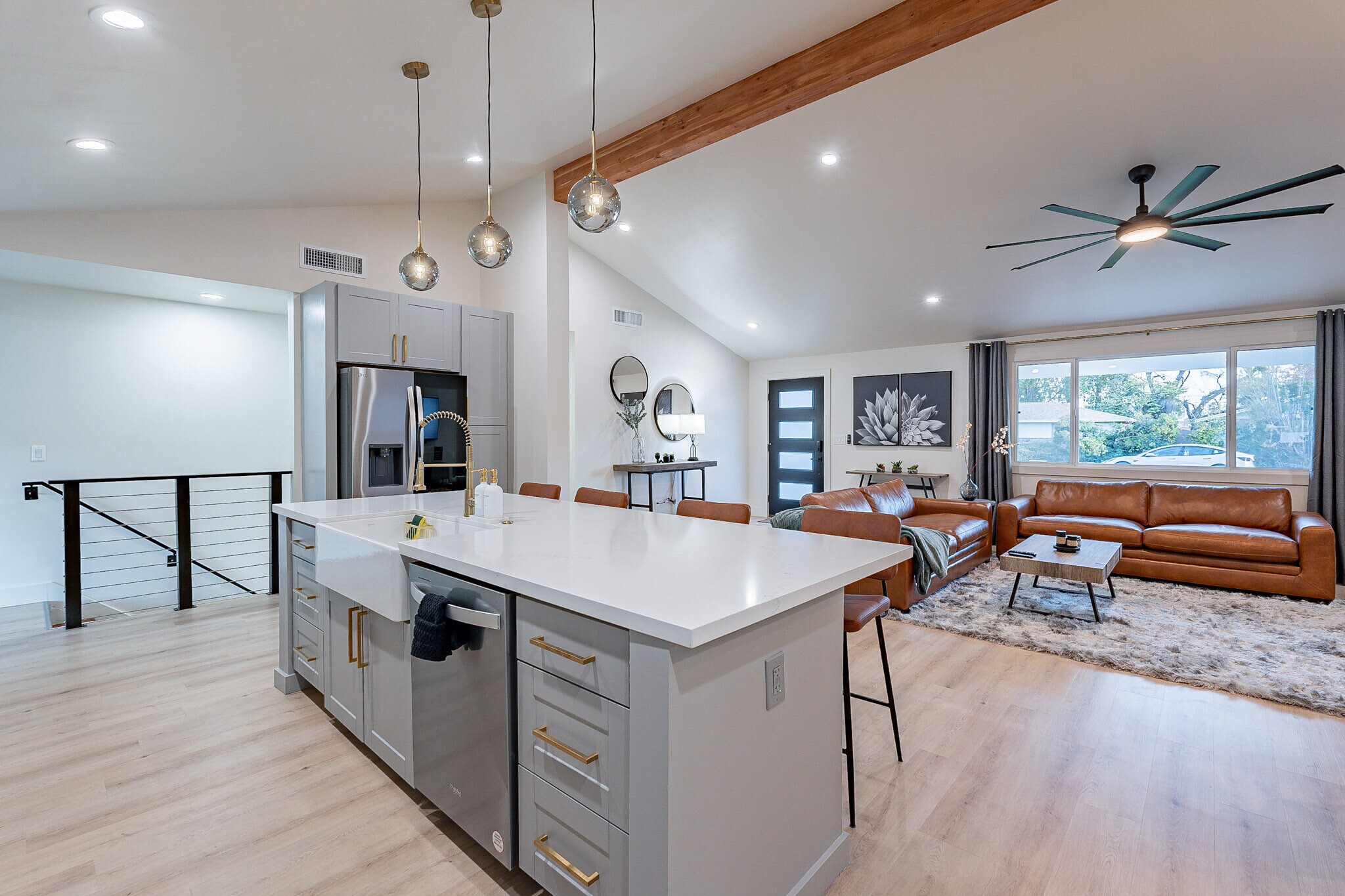 Kitchen - 126 E Palmcroft Dr