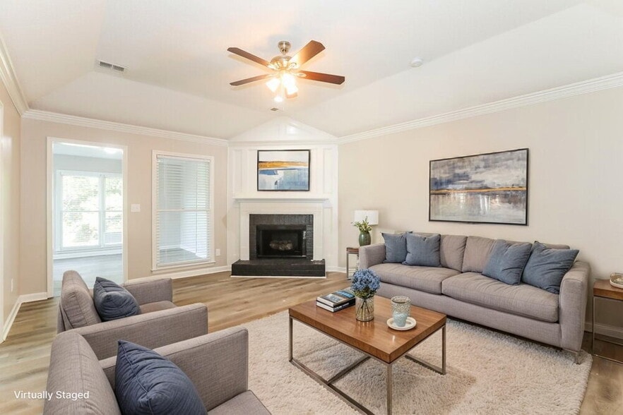 Building Photo - 1001 Crown Corners Dr