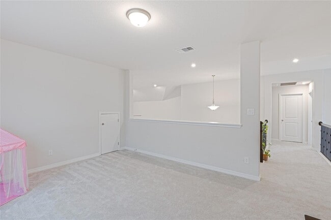 Building Photo - 213 Mira Mesa Dr