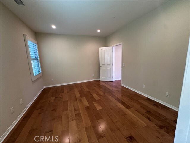 Building Photo - 74 Nassau