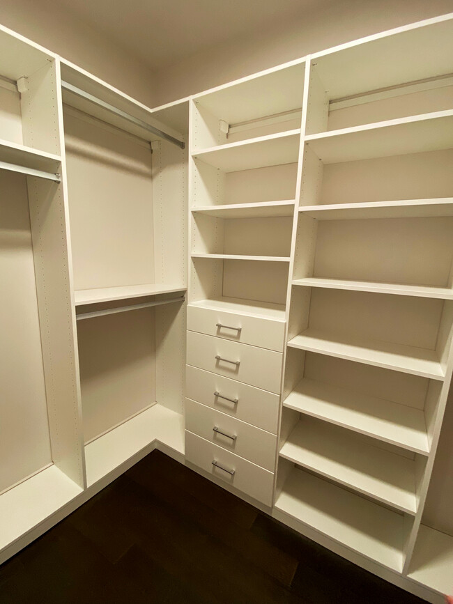 Primary Walk-in Closet - 515 Church St