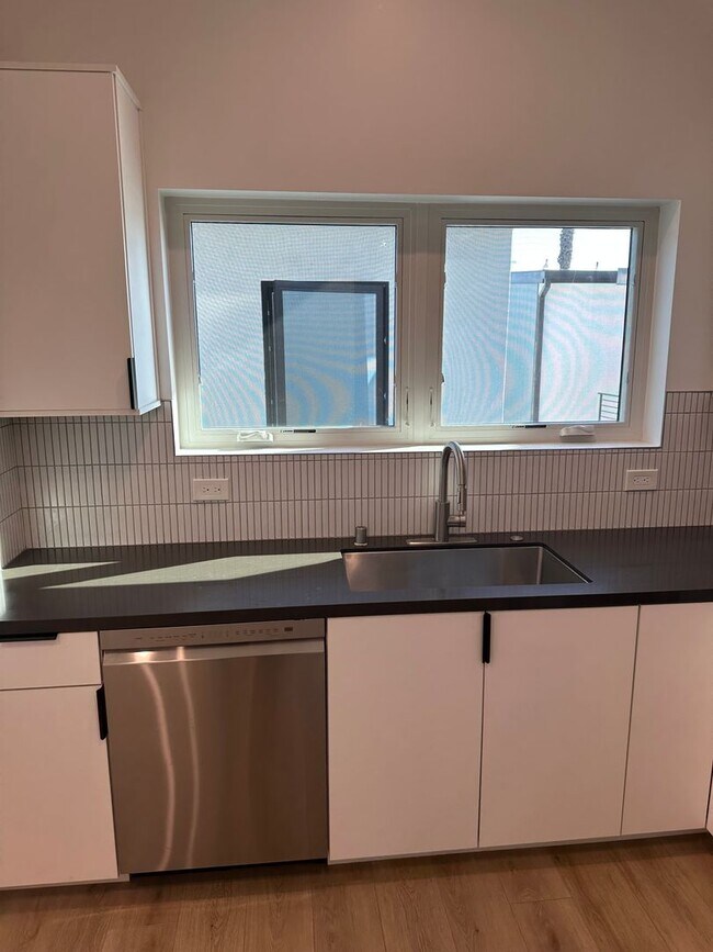 Building Photo - 2320 F St