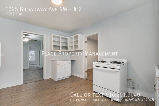 Building Photo - 1325 Broadway Ave NW