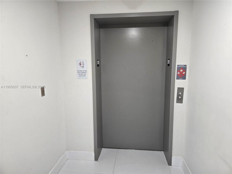 Building Photo - 16385 Biscayne Blvd