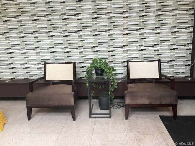 Building Photo - 132-35 Sanford Ave