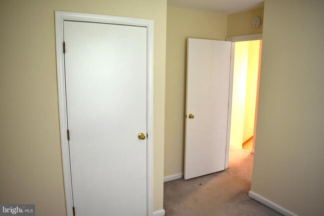 Building Photo - 1302 Arabis Ct