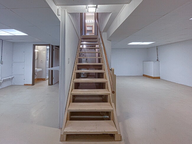 Building Photo - 666 Illinois Ave