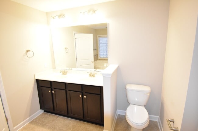 Building Photo - Coming Soon! 3 Bedroom and 2 Bath- Maples at Westgate