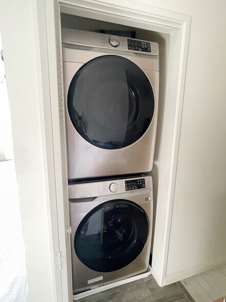 Building Photo - 135 Valencia St