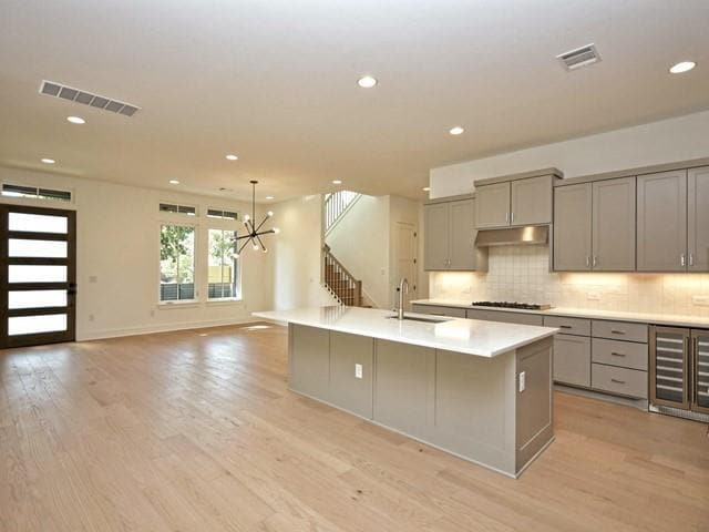 Building Photo - 7500 St Cecelia St