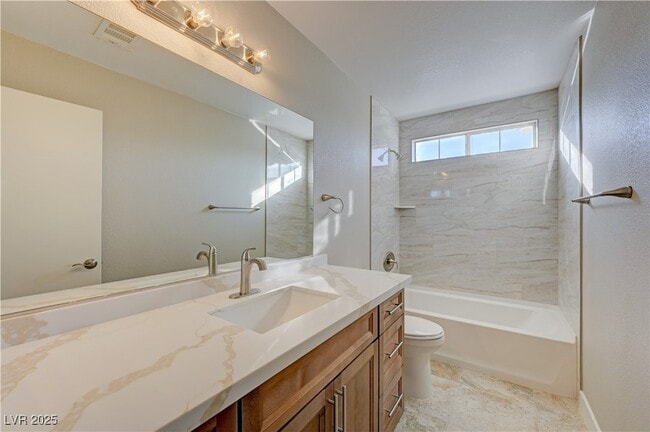 Building Photo - 170 Mirador St