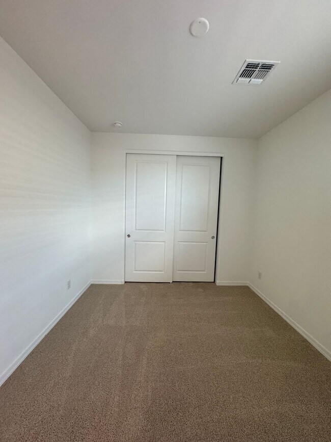 Building Photo - Brand new home in Vistancia/ $500 off move in by 11-1-2025 ***